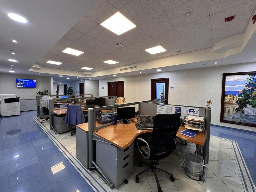 Oficina Corporativa Clase AAA 1,582 m²  Alquiler o Venta | Piantini – Acrópolis, Santo Domingo