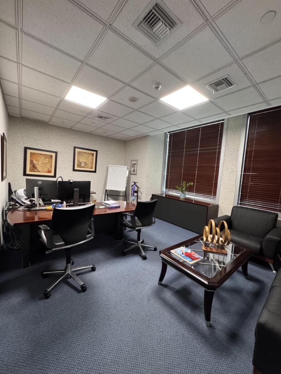 Oficina Corporativa Clase AAA 1,582 m²  Alquiler o Venta | Piantini – Acrópolis, Santo Domingo