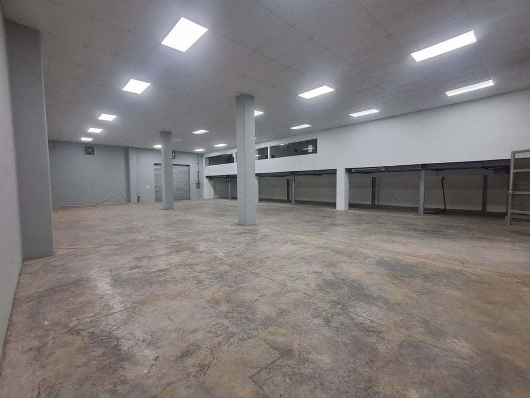 Nave alquiler Villa Aura Manoguayabo Santo Domingo Oeste