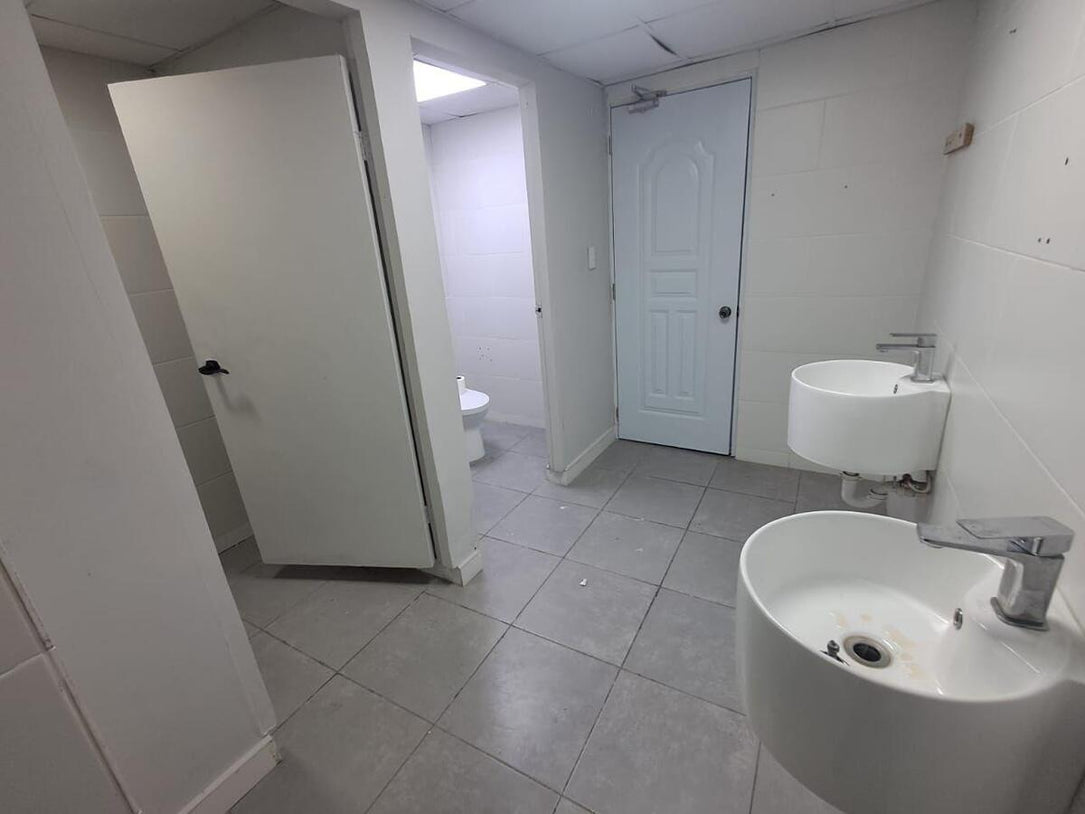 Nave alquiler Villa Aura Manoguayabo Santo Domingo Oeste