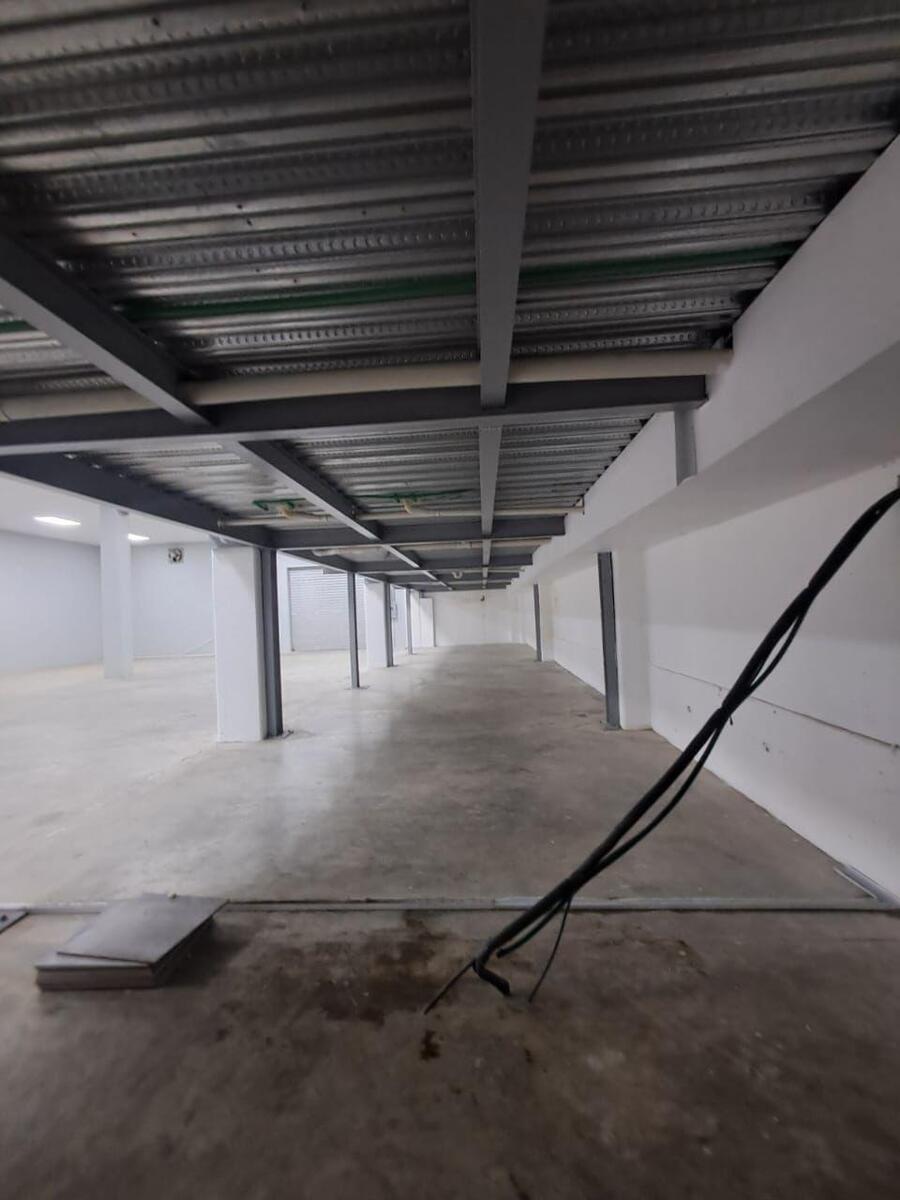 Nave alquiler Villa Aura Manoguayabo Santo Domingo Oeste