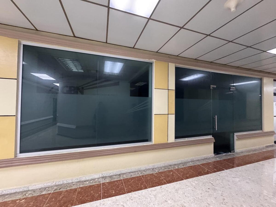 Oficina alquiler Unicentro Piantini Santo Domingo