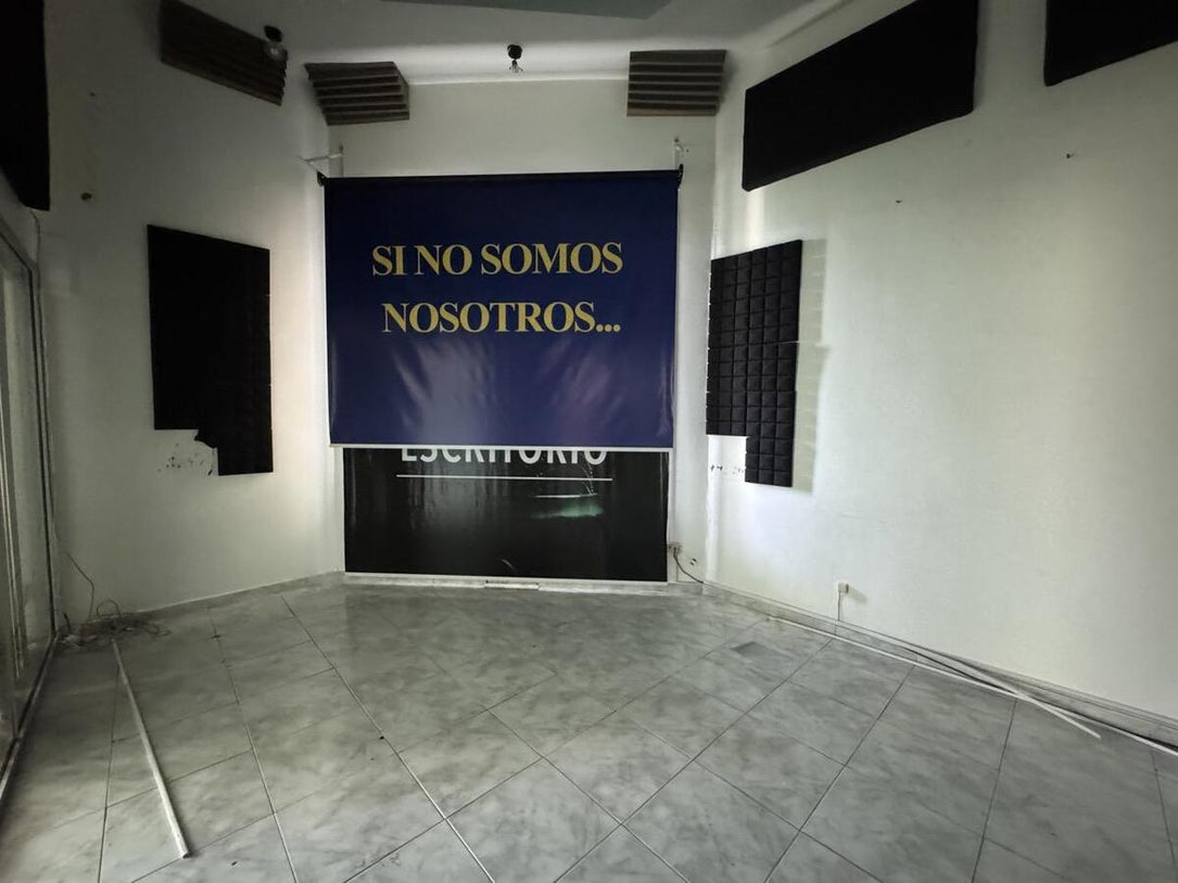 Oficina alquiler Unicentro Piantini Santo Domingo
