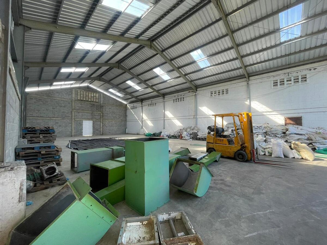 Nave Industrial en Alquiler – 501 m² | Ave. Merca Santo Domingo | Próximo Km 22, La Guáyiga