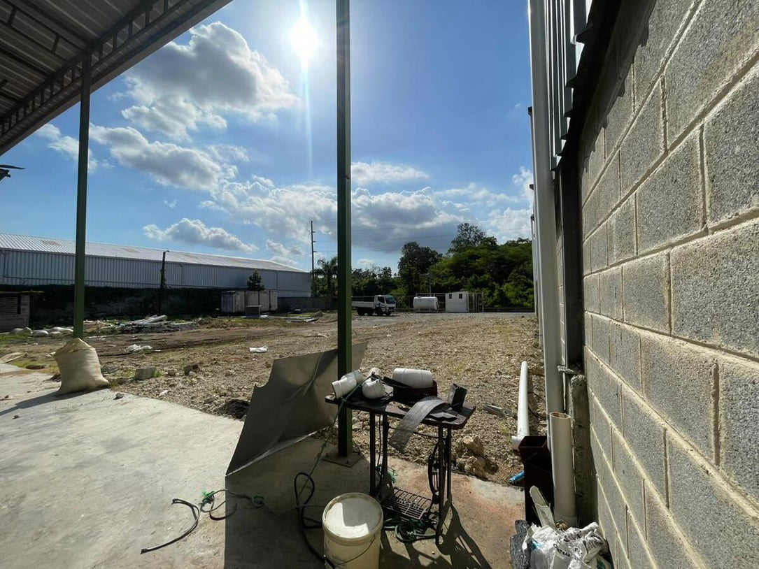 Nave Industrial en Alquiler – 501 m² | Ave. Merca Santo Domingo | Próximo Km 22, La Guáyiga