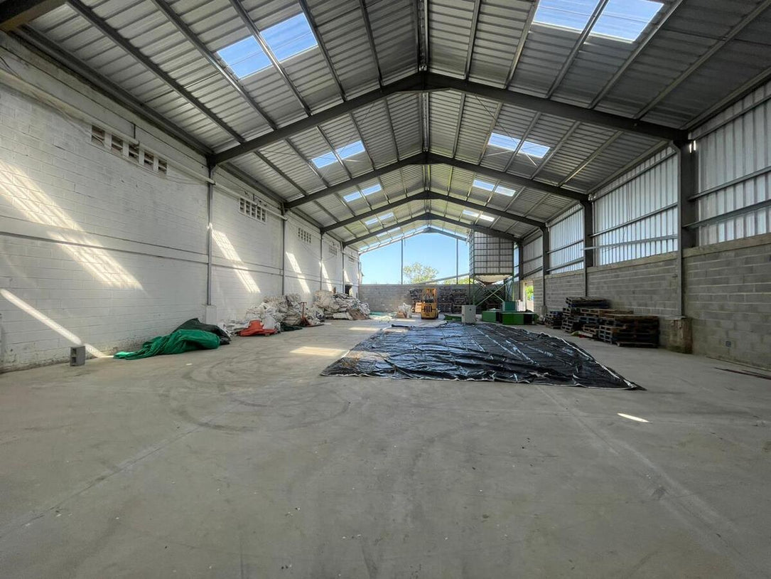 Nave Industrial en Alquiler – 501 m² | Ave. Merca Santo Domingo | Próximo Km 22, La Guáyiga