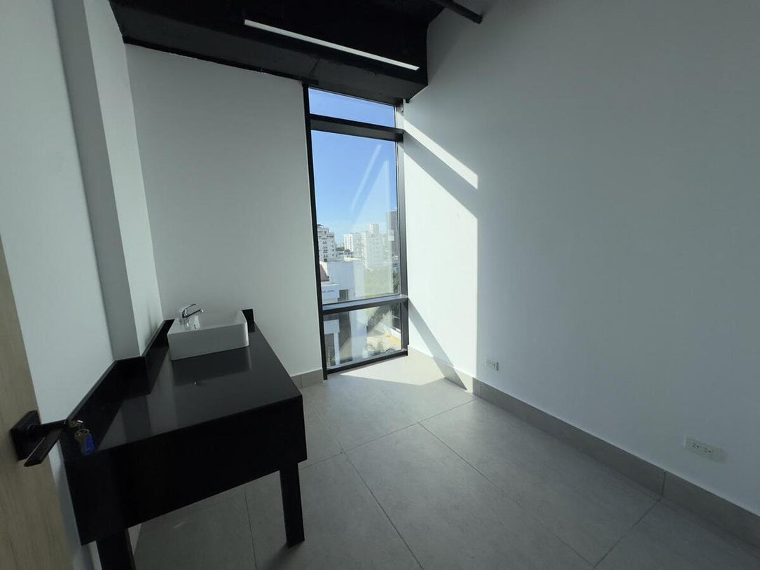 Oficinas alquiler adecuadas Naco Santo Domingo