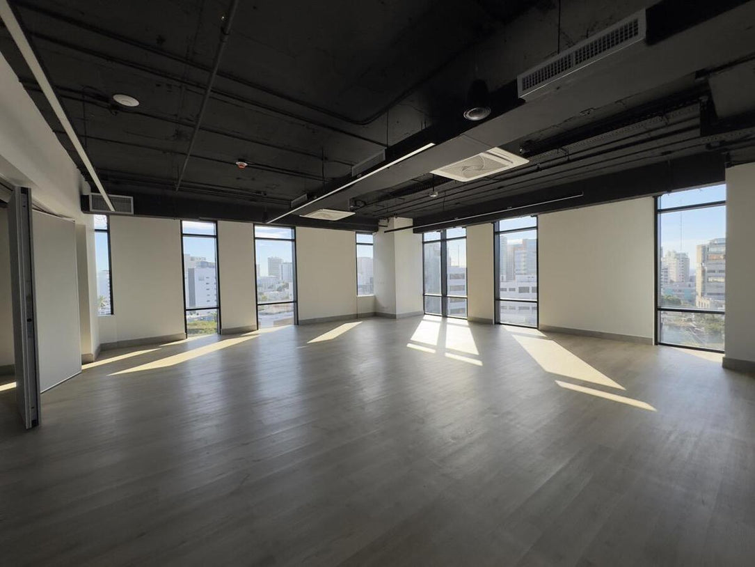 Oficinas alquiler adecuadas Naco Santo Domingo