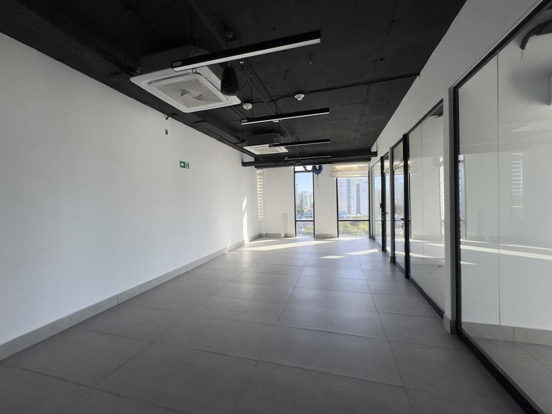 Oficinas alquiler adecuadas Naco Santo Domingo