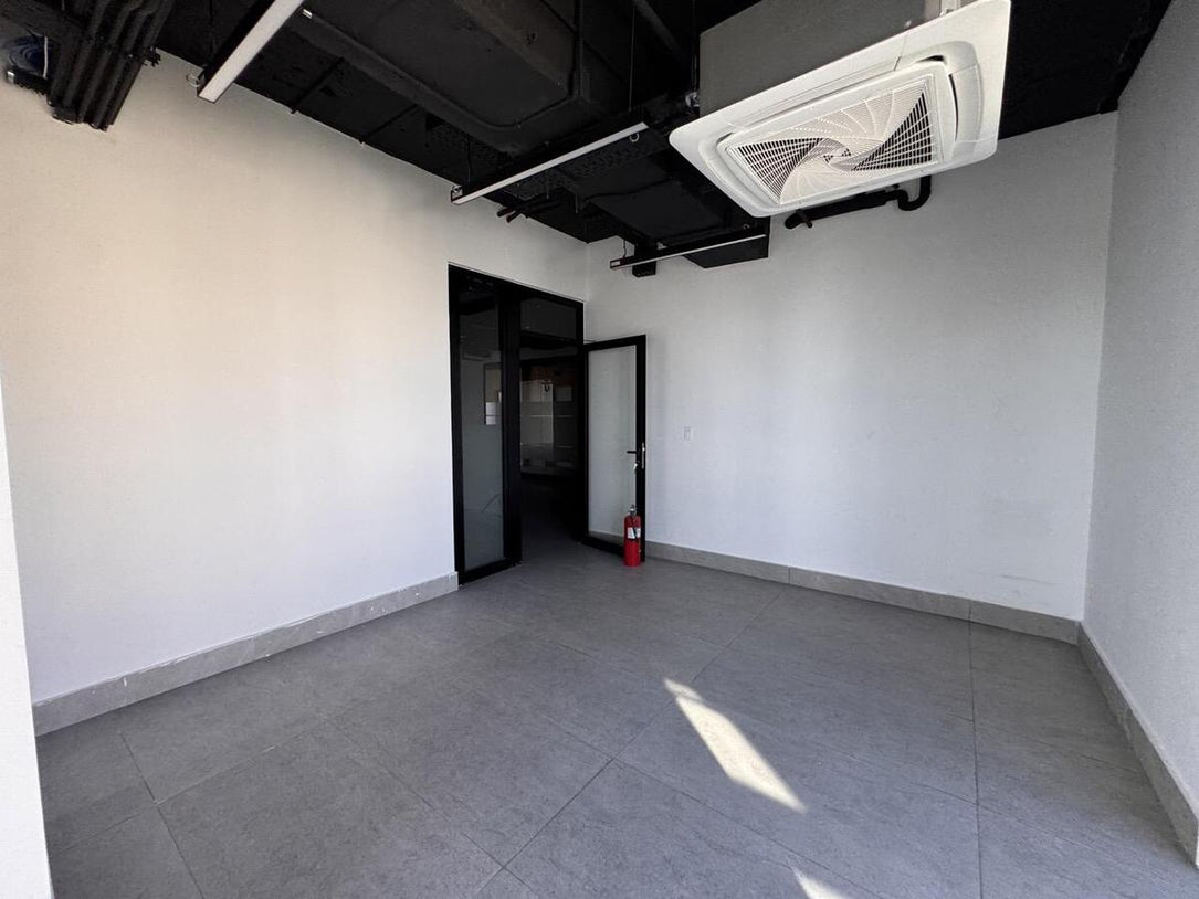 Oficinas alquiler adecuadas Naco Santo Domingo