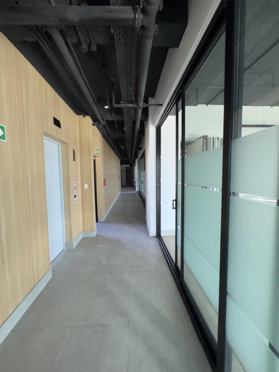 Oficinas alquiler adecuadas Naco Santo Domingo