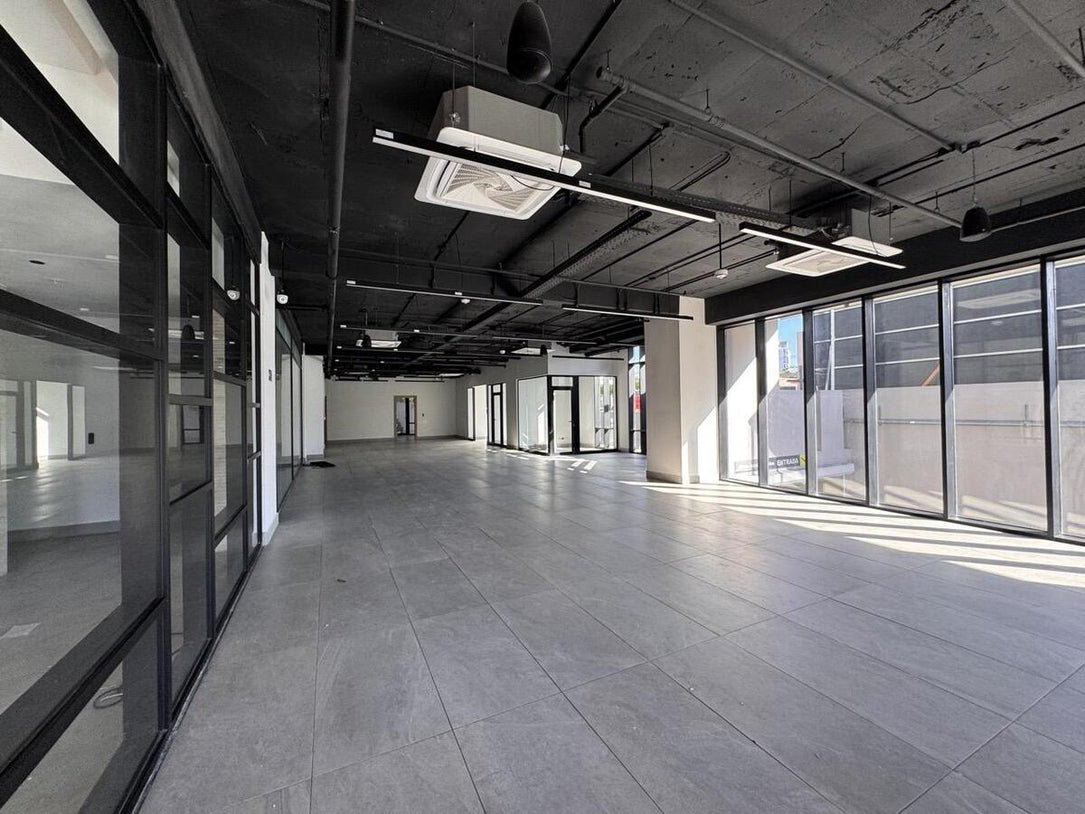 Oficinas alquiler adecuadas Naco Santo Domingo