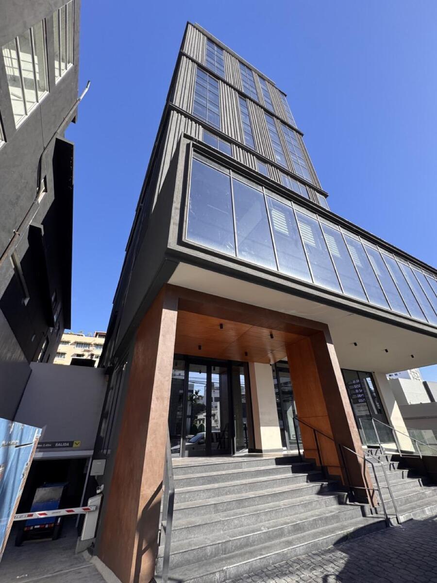 Oficinas alquiler adecuadas Naco Santo Domingo