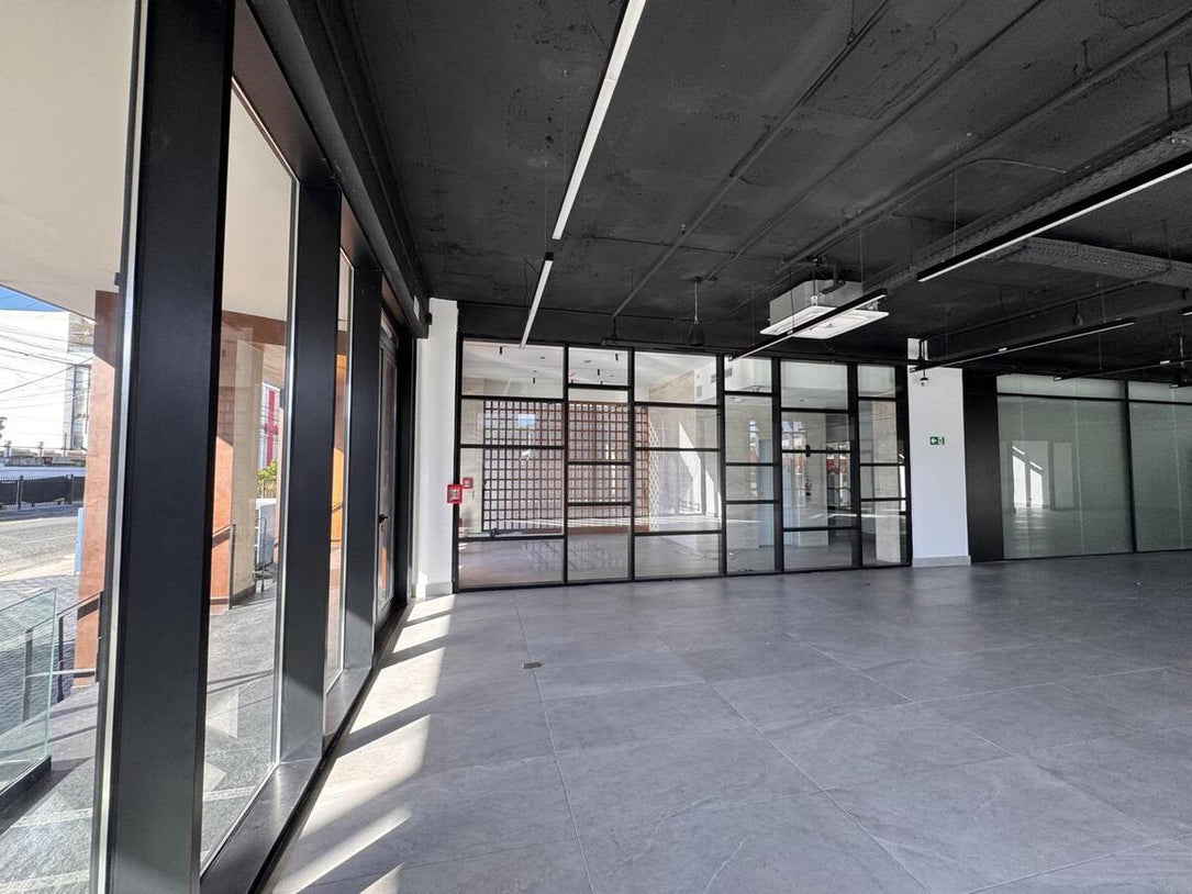 Oficinas alquiler adecuadas Naco Santo Domingo