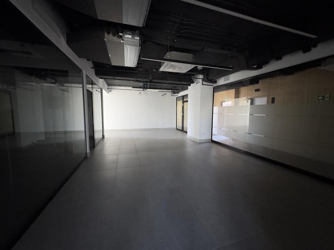 Oficinas alquiler adecuadas Naco Santo Domingo