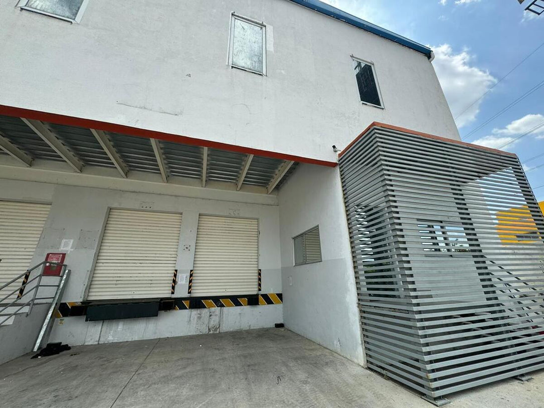 Naves industriales Aut. Duarte Santo Domingo Oeste