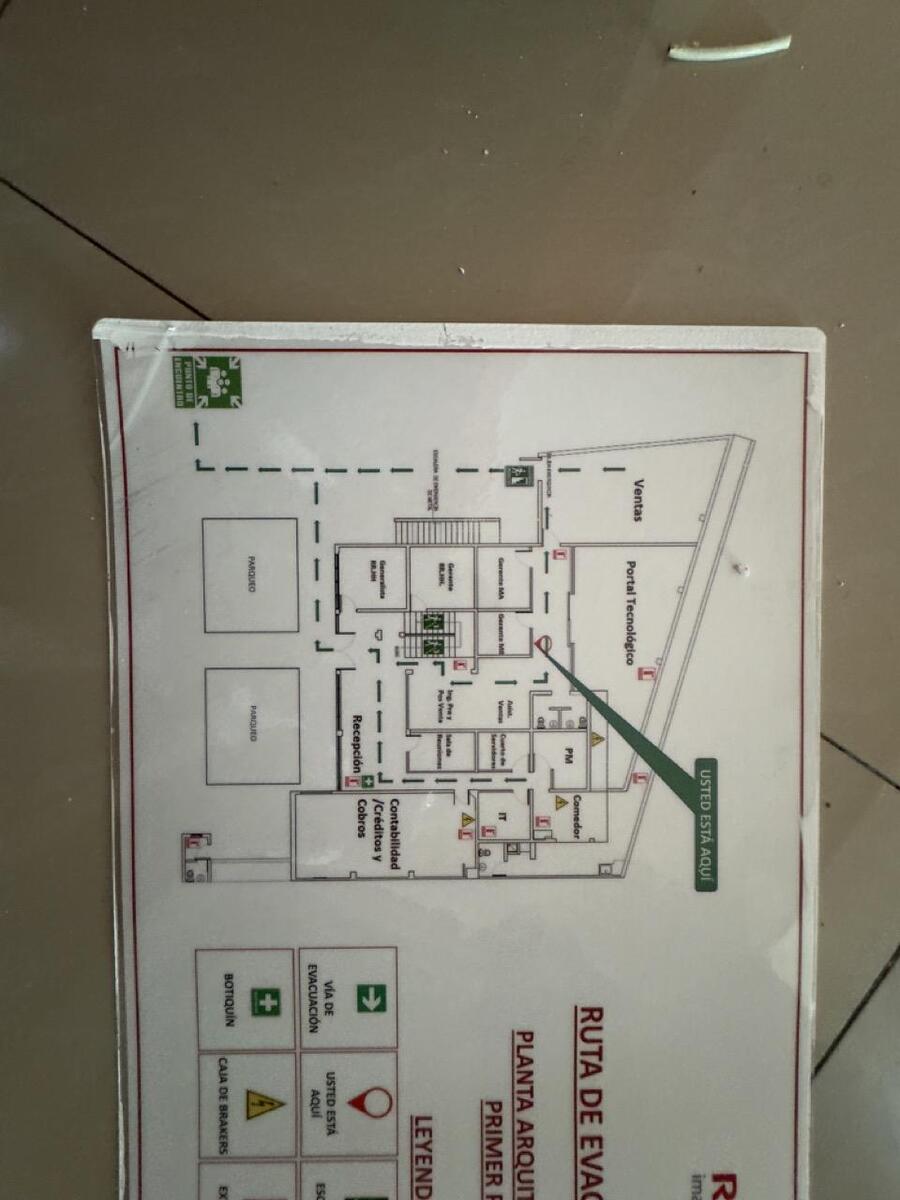 Edificio oficinas alquiler La Esperilla Santo Domingo