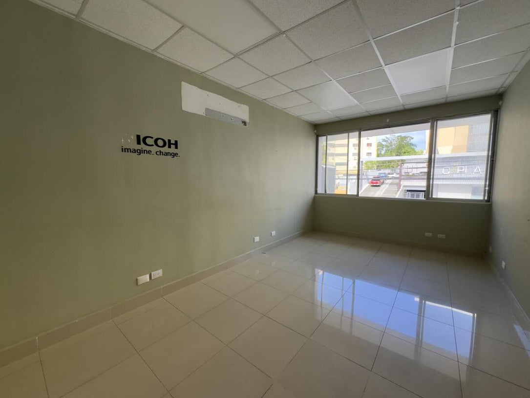 Edificio oficinas alquiler La Esperilla Santo Domingo