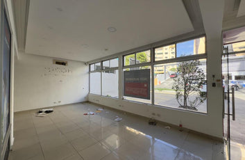 Edificio oficinas alquiler La Esperilla Santo Domingo-5