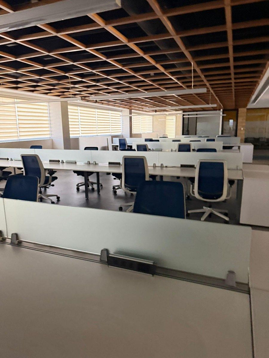 Edificio Corporativo Equipado en Alquiler – 2,965 m² | Santo Domingo