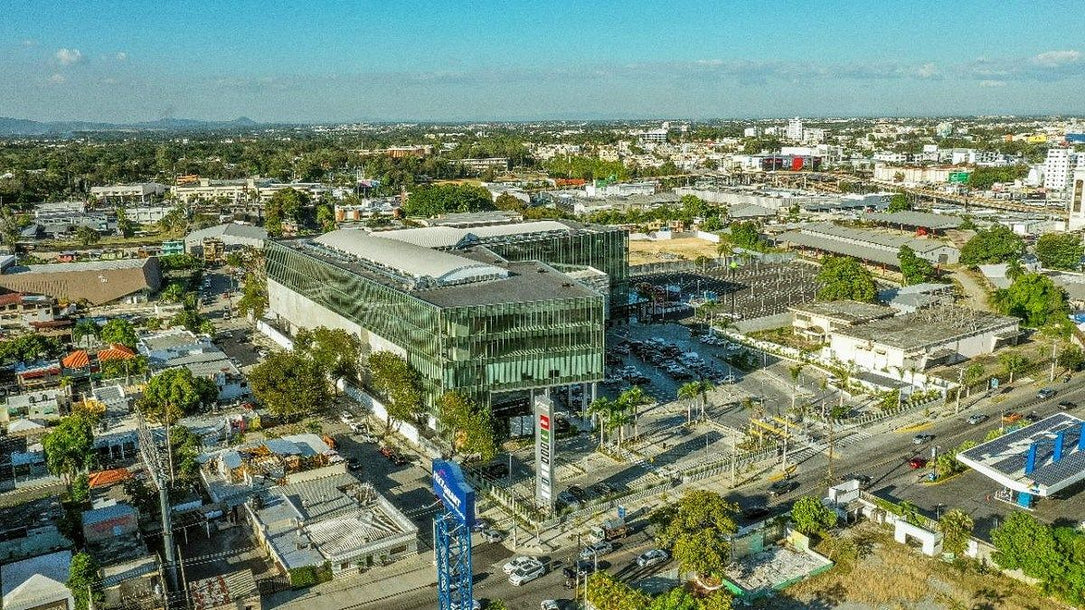 Oficinas en Alquiler | 159–202-361 m² | Santo Domingo – Metro Plaza
