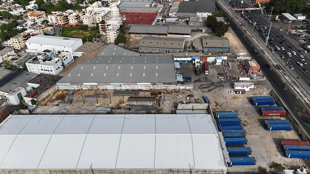 Naves Industriales Zona Franca Alquiler – 1,600 m² -5,300 m² | Aut. Duarte | San