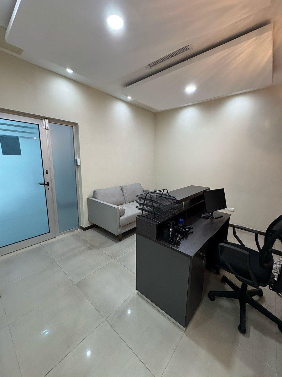 Oficina en Venta de 51.21 m² en Santo Domingo – Av. 27 de Febrero, Torre Forum