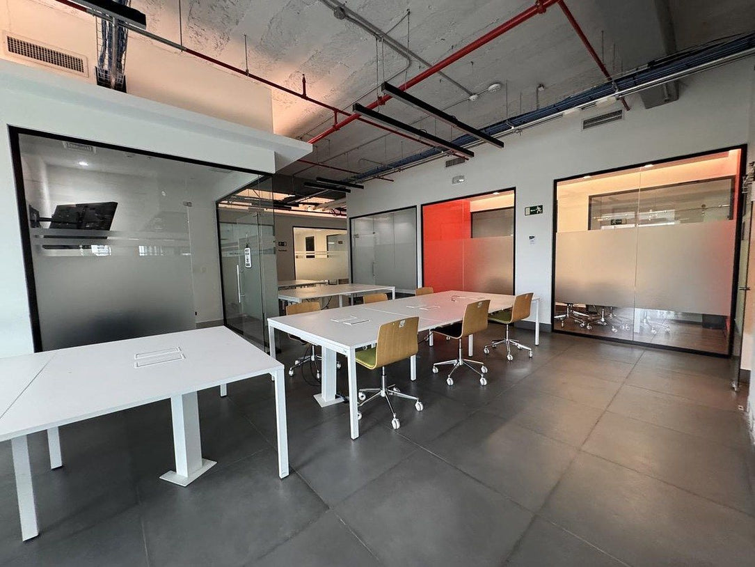 Oficina corporativa Clase A adecuada 803 m² en Alquiler Piantini, Santo Domingo