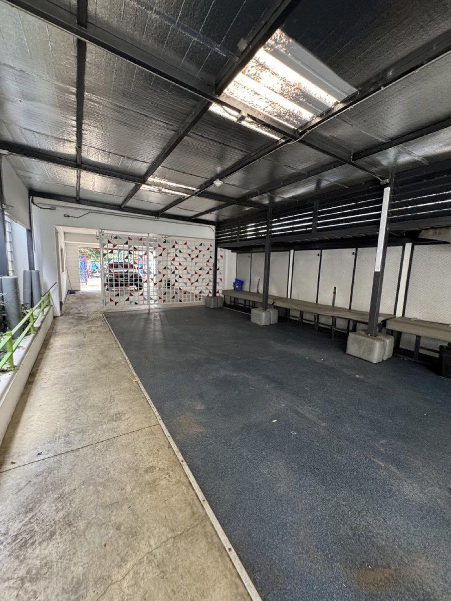 Oficina Independiente en Alquiler – 300 m² | La Julia, Santo Domingo