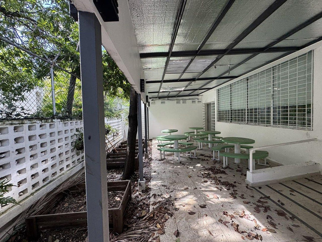 Oficina Independiente en Alquiler – 300 m² | La Julia, Santo Domingo