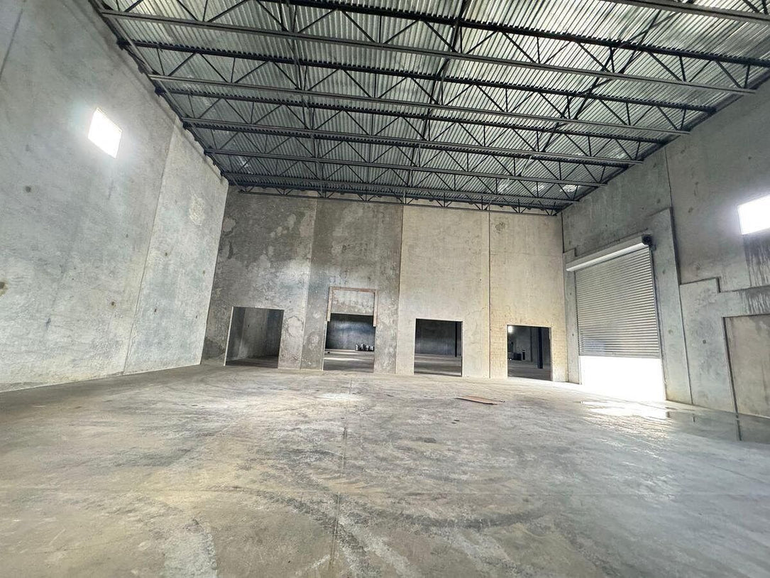 Nave Industrial en Alquiler – Parque Industrial Duarte – 2,650
