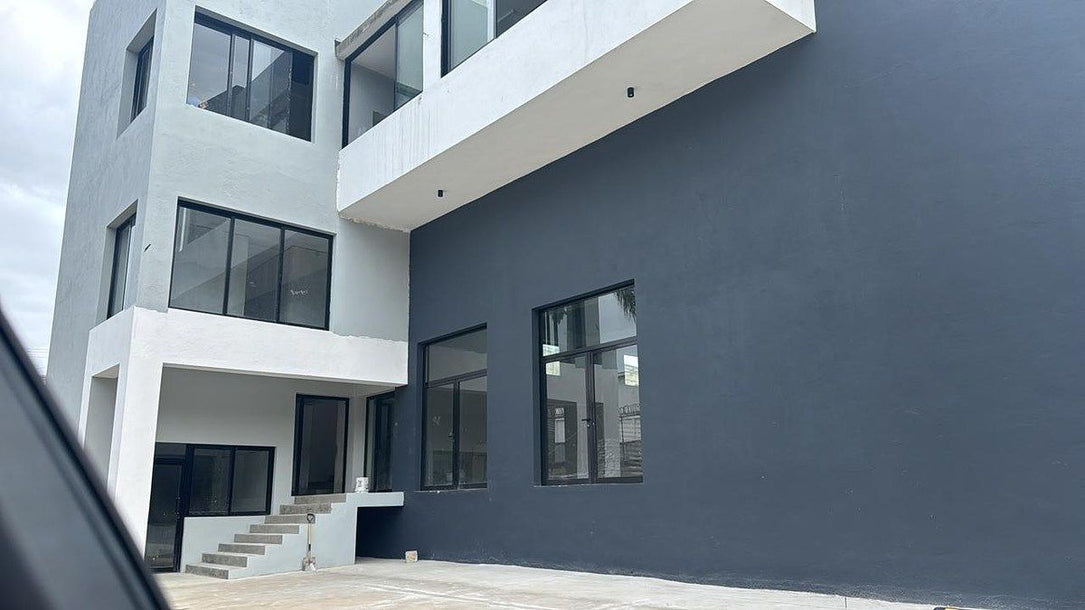 Nave Industrial en Alquiler | 1,827 m² de Construcción | Aut. Duarte