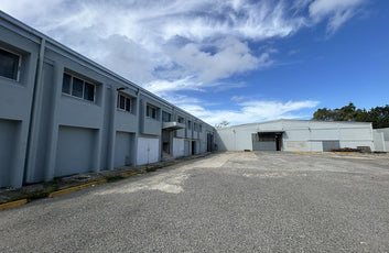 Complejo de Naves y Oficinas en Alquiler – 12,011.14 m2 en Las Américas, Santo D-2
