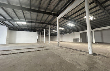 Complejo de Naves y Oficinas en Alquiler – 12,011.14 m2 en Las Américas, Santo D-6