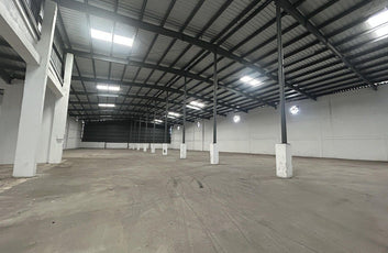 Complejo de Naves y Oficinas en Alquiler – 12,011.14 m2 en Las Américas, Santo D-7