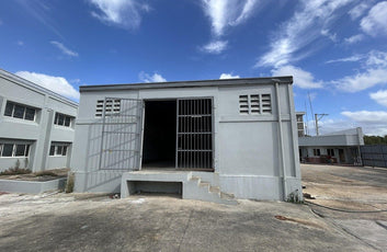 Complejo de Naves y Oficinas en Alquiler – 4,599.66 m2 en Las Américas, Santo Do-11