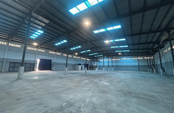 Complejo de Naves y Oficinas en Alquiler – 4,599.66 m2 en Las Américas, Santo Do-14