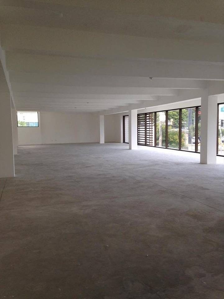 Local Comercial en Alquiler – Piantini | 180 m²