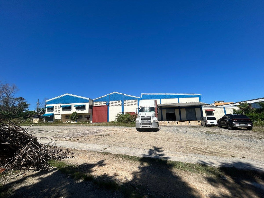 Nave en alquiler 4,300mt2 en Mendoza SDE