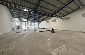 Local Comercial en Alquiler | 1,000 m² | Autopista San Isidro-3