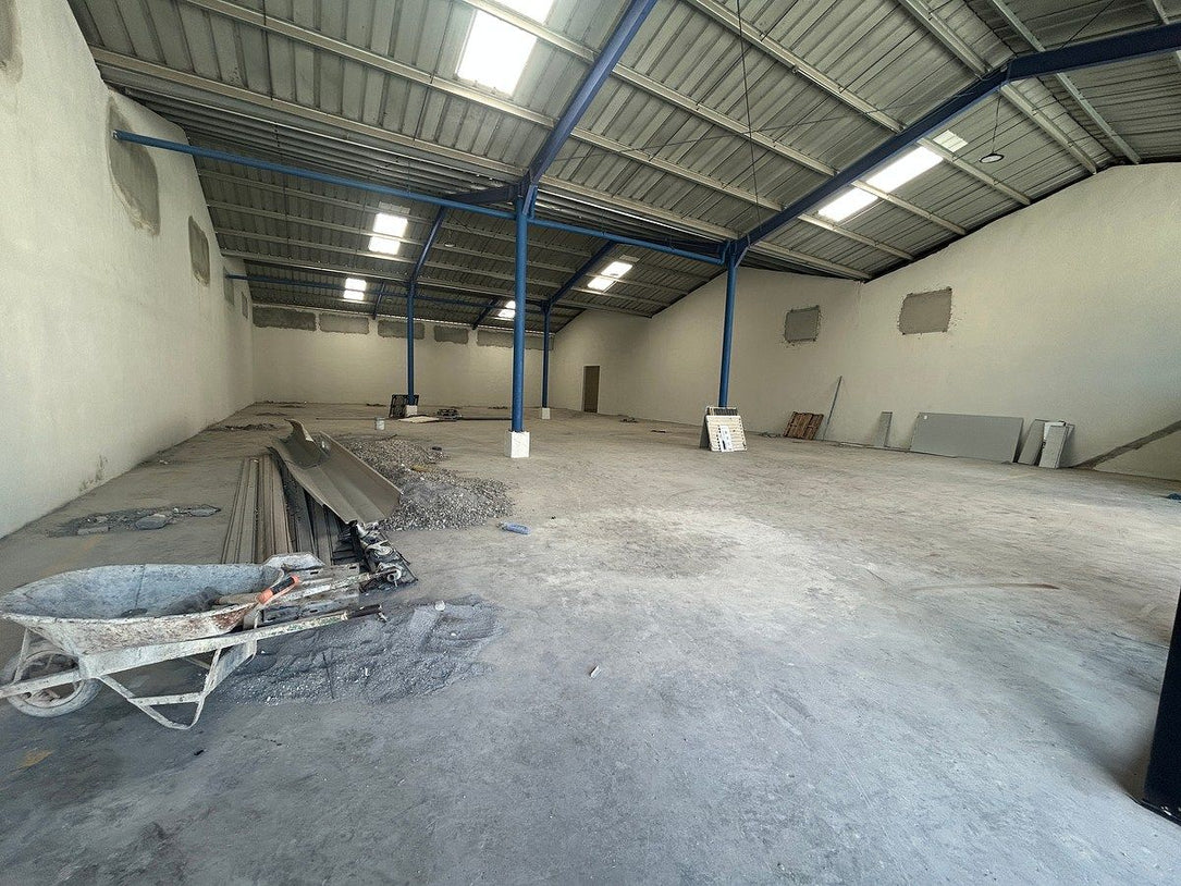 Local Comercial en Alquiler | 1,000 m² | Autopista San Isidro