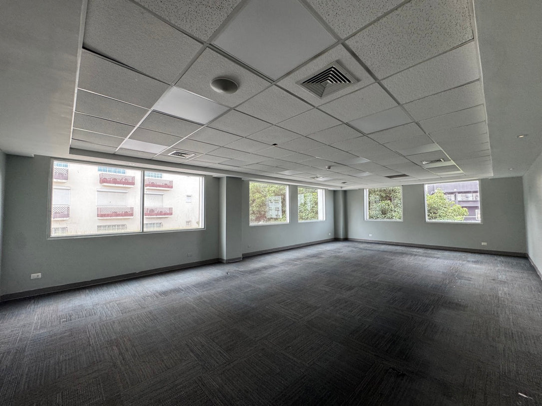 Edificio independiente oficinas Alquiler 5,000 mts2 Naco