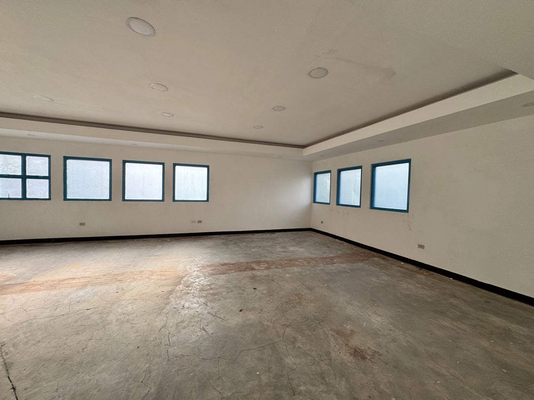 Terreno comercial alquiler 27 de Febrero Gazcue Santo Domingo