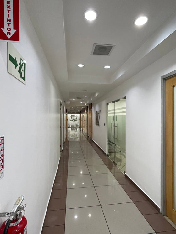 Edificio oficinas alquiler Tiradentes Naco JFK Santo Domingo