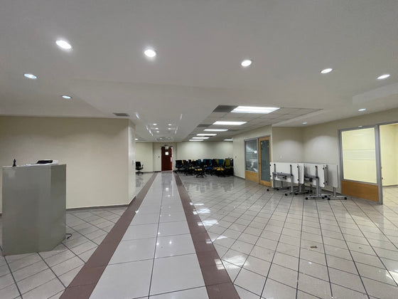 Edificio oficinas alquiler Tiradentes Naco JFK Santo Domingo