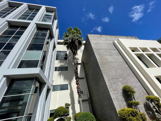 Edificio oficinas alquiler Tiradentes Naco JFK Santo Domingo