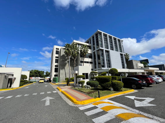 Oficinas alquiler Tiradentes JFK Naco Santo Domingo
