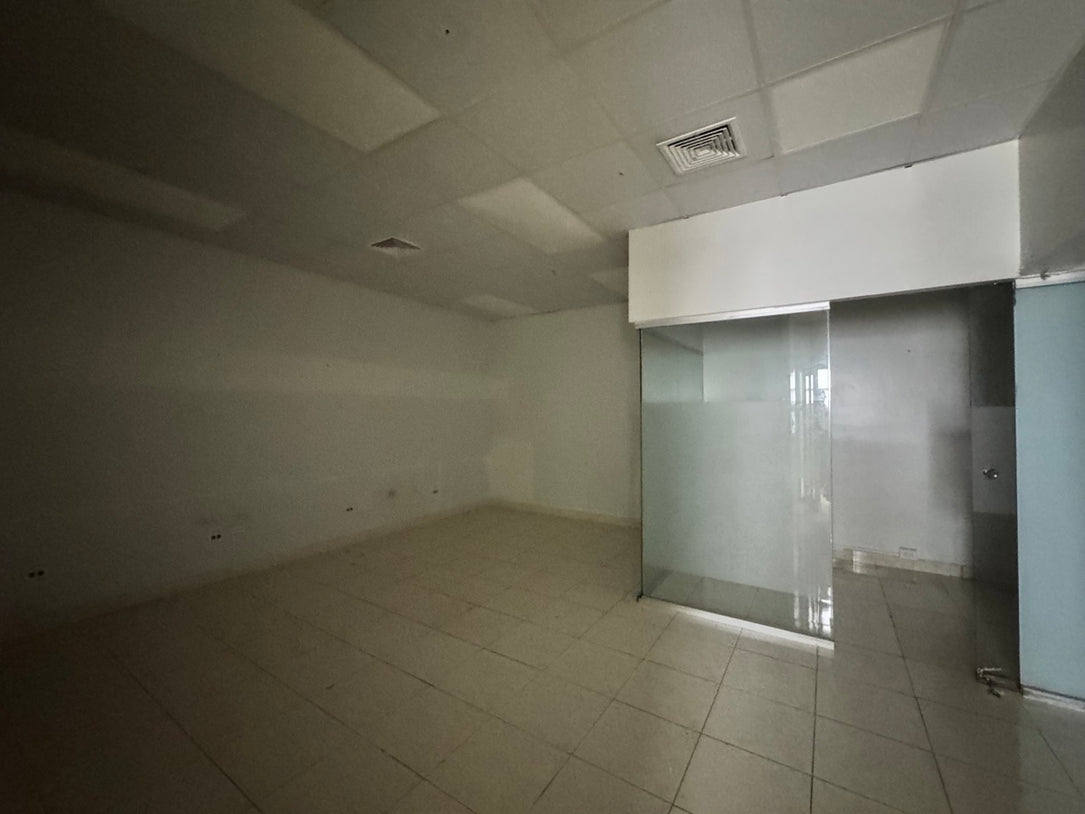 Oficinas alquiler Piantini MIII 301 Santo Domingo