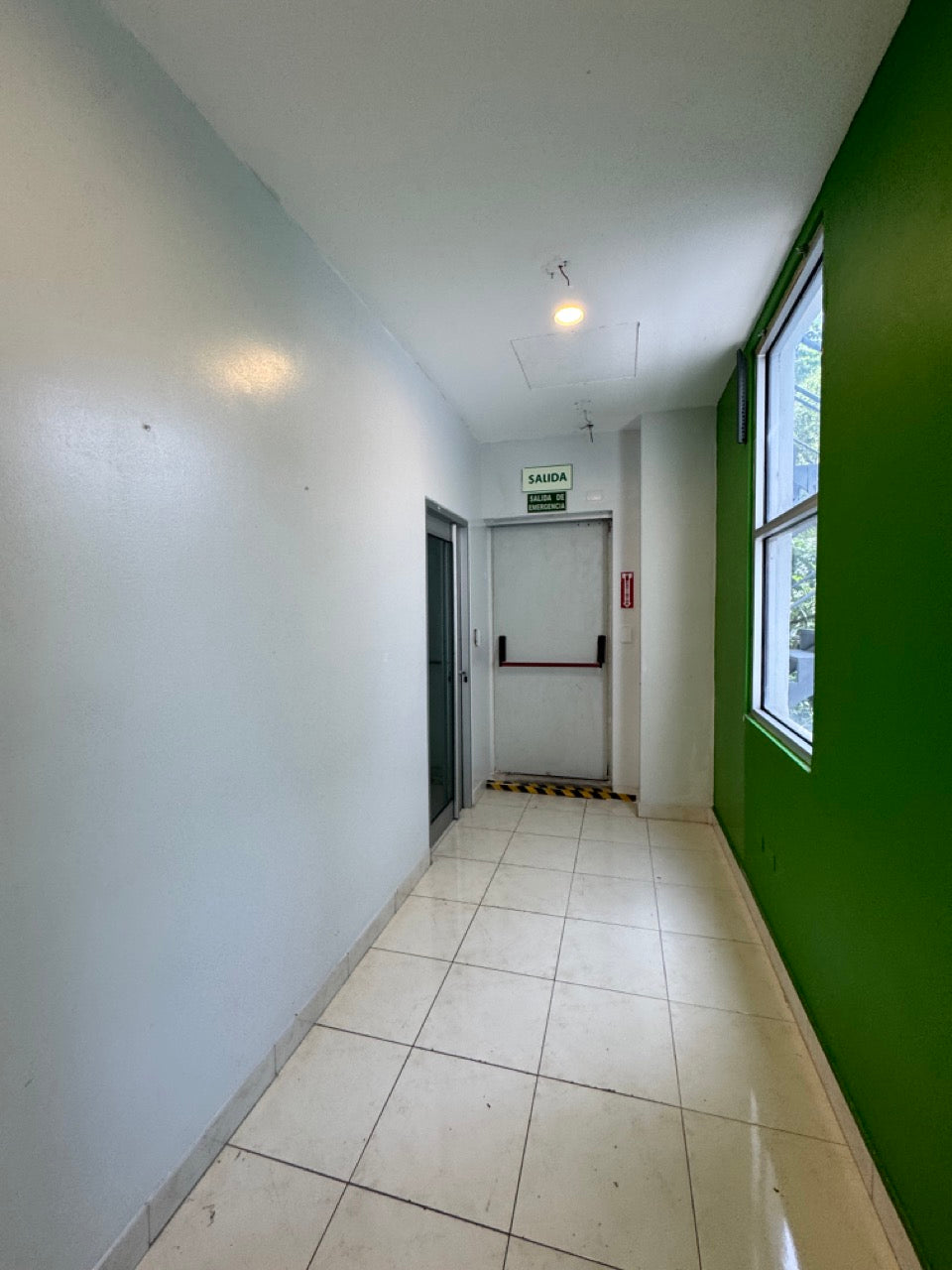 Oficinas alquiler Piantini MIII 301 Santo Domingo