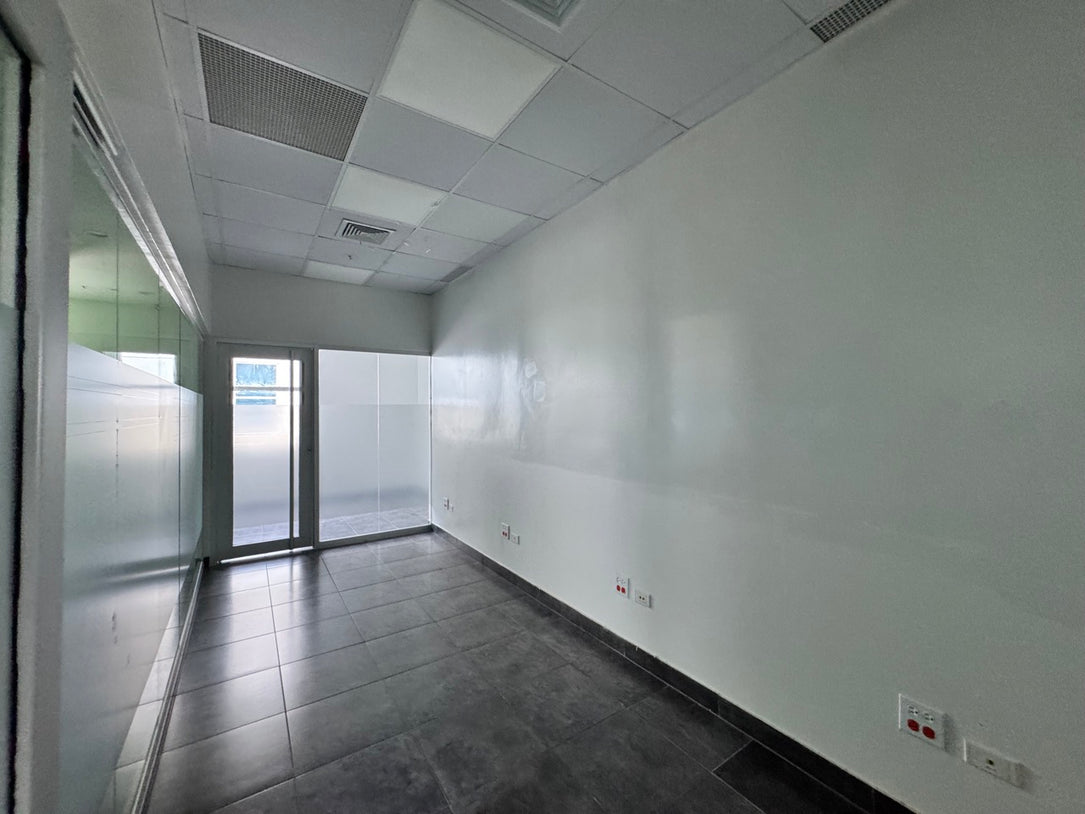 Oficinas alquiler Piantini MIII 501 301 Santo Domingo